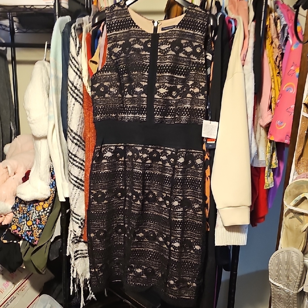 Tommy Hilfiger Black and Tan Sheath Dress 3/4 Sleeve Crew Neck